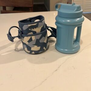 Mini Hydrojug with sleeve